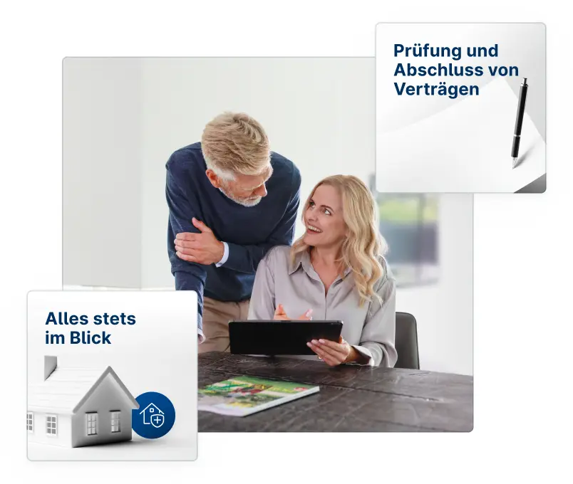 Glückliches Paar mit Tablet an einem Schreibtisch