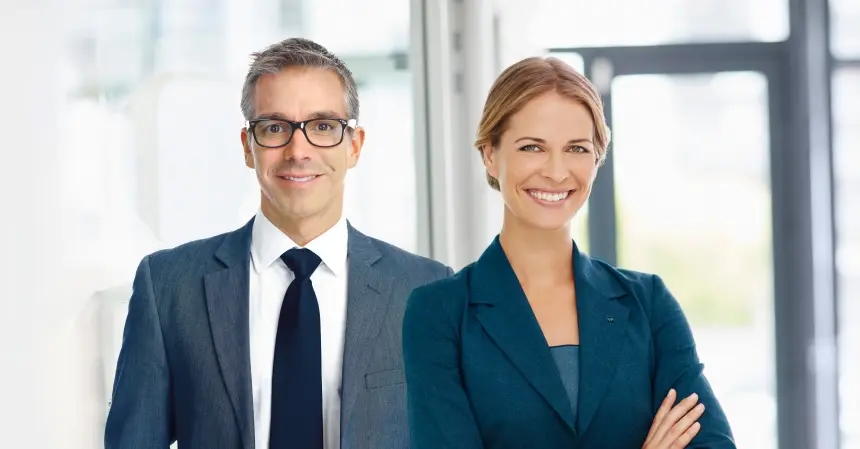 Anuncio de empleo Titular de licencia comercial / socio de franquicia (f/m/d) en Bonn