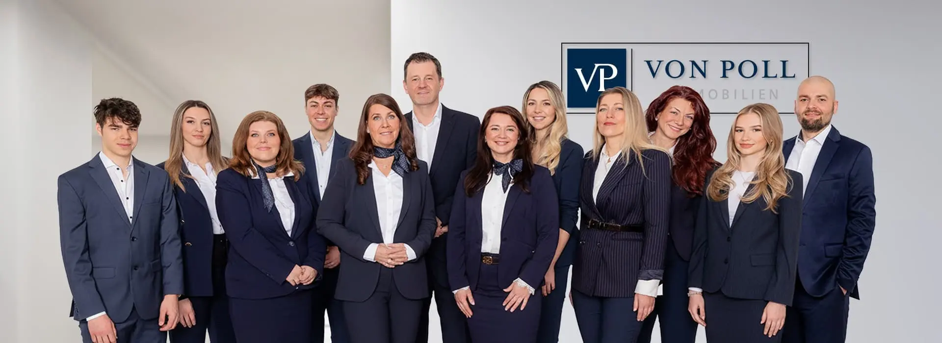 Teambild VON POLL IMMOBILIEN Friedberg