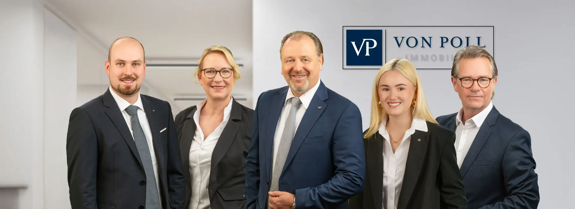 VON POLL IMMOBILIEN - Agents immobiliers Leverkusen - Photo d'équipe
