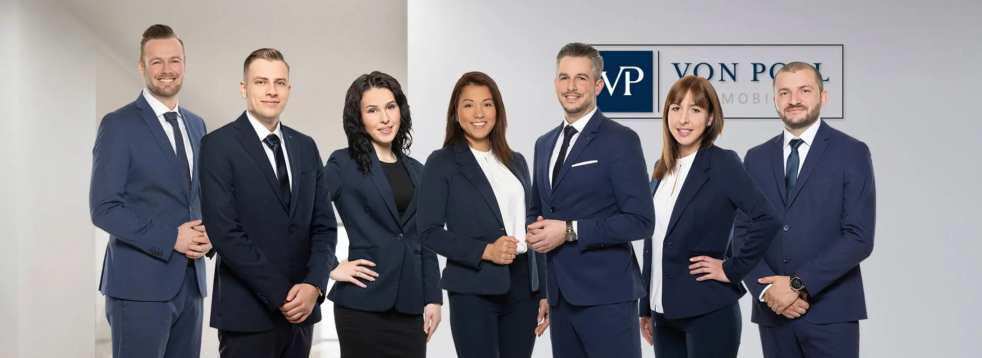 VON POLL IMMOBILIEN - Agente immobiliare Memmingen - Foto di squadra