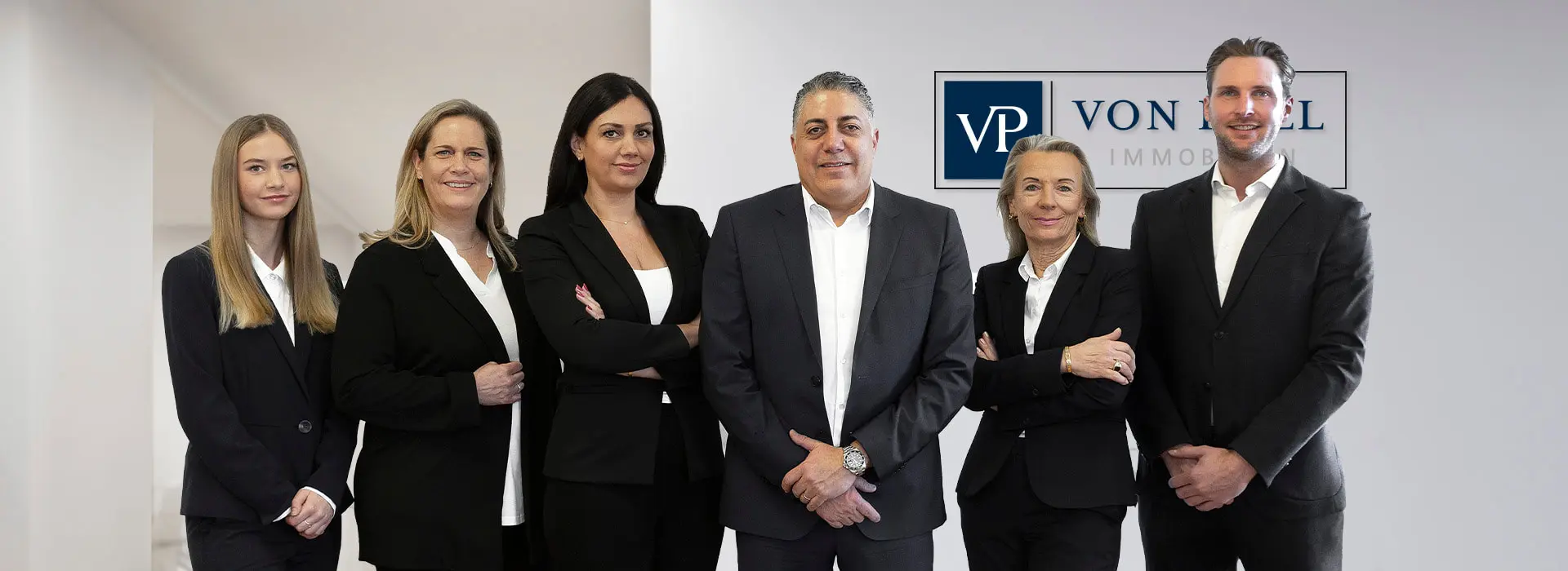 Teambild VON POLL IMMOBILIEN Dortmund