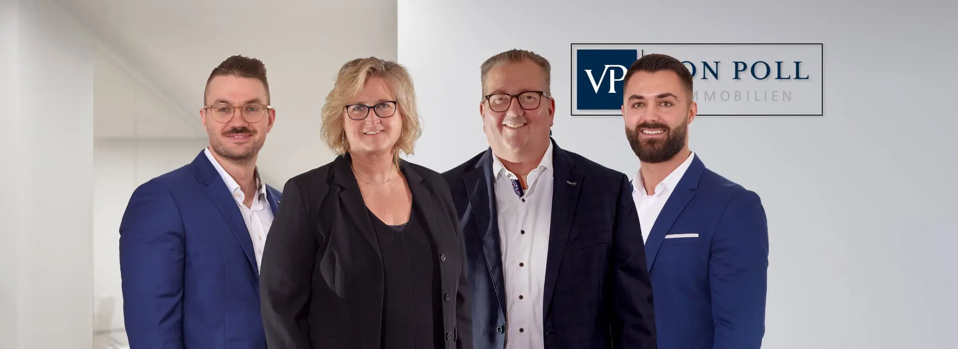 VON POLL IMMOBILIEN - Μεσίτης ακινήτων c- Φωτογραφία ομάδας