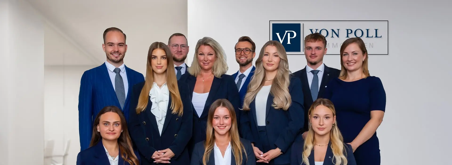 Teambild VON POLL IMMOBILIEN Hürth