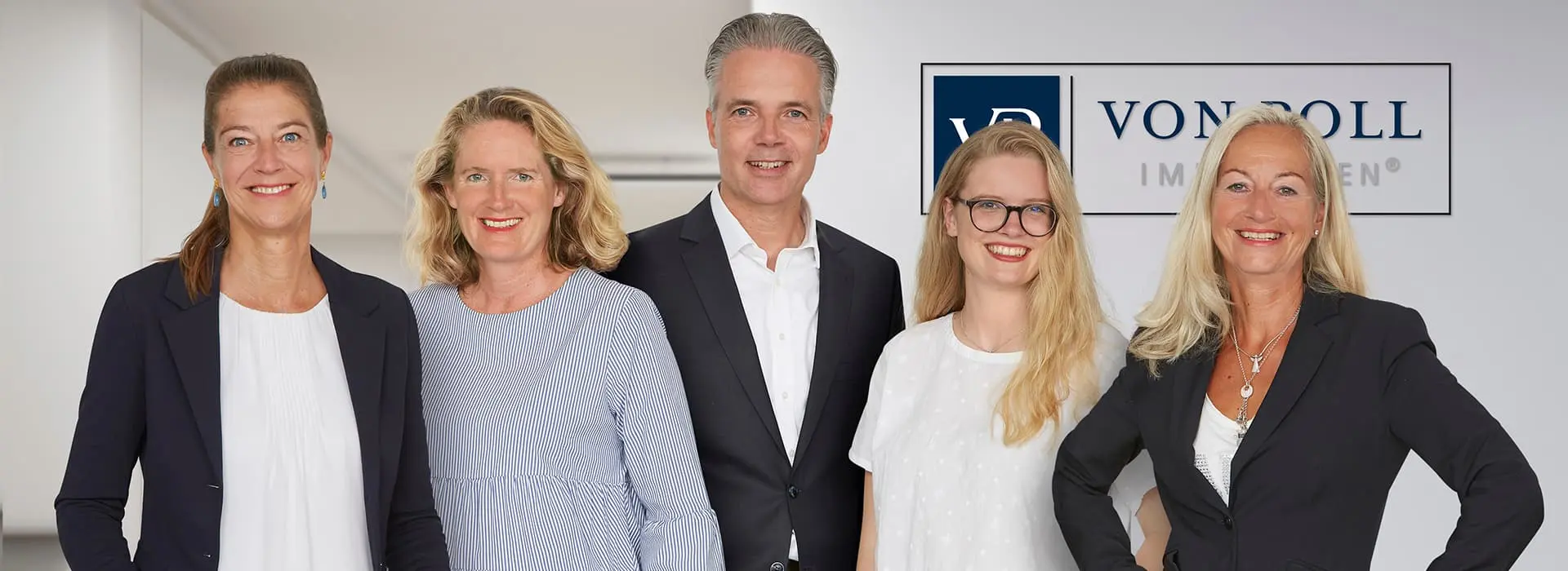 Teambild VON POLL IMMOBILIEN Hamburg-Sachsenwald