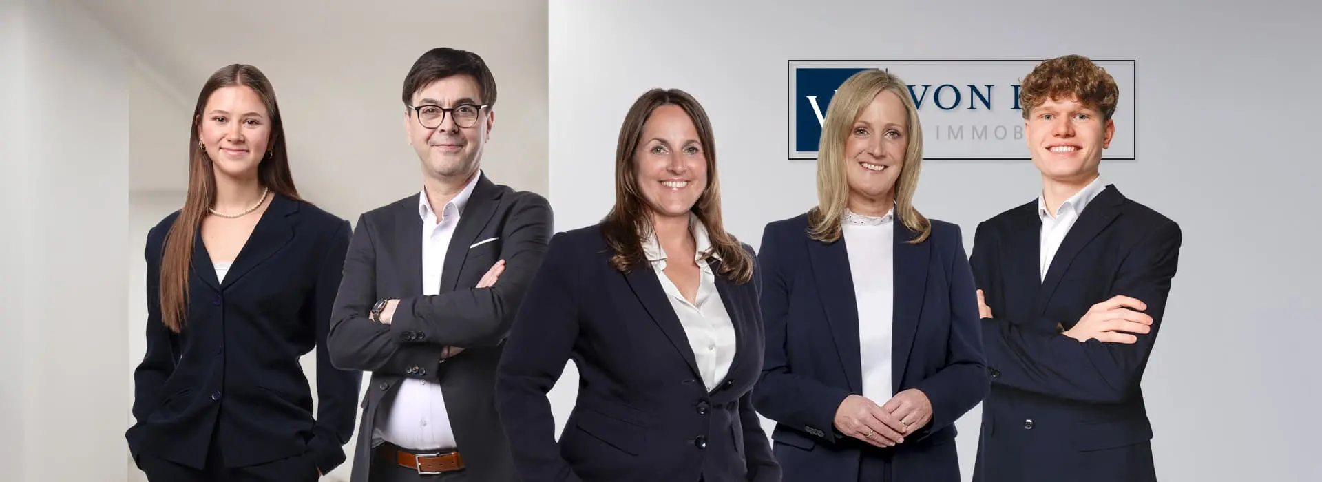 VON POLL IMMOBILIEN – Immobilienmakler Tönisvorst – Teambild