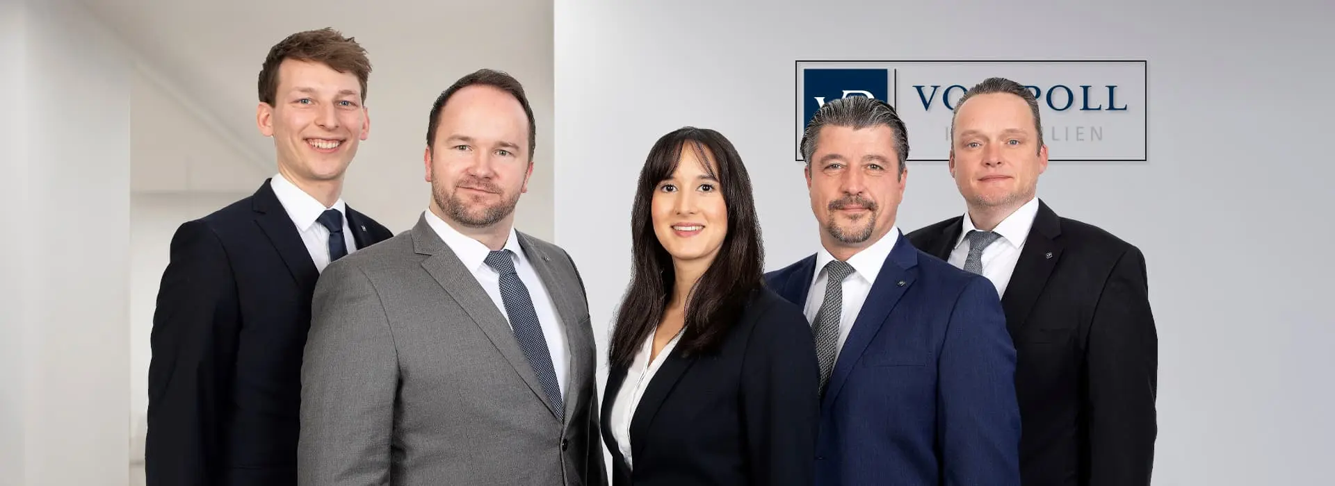 Teambild VON POLL IMMOBILIEN Hamburg Harburg