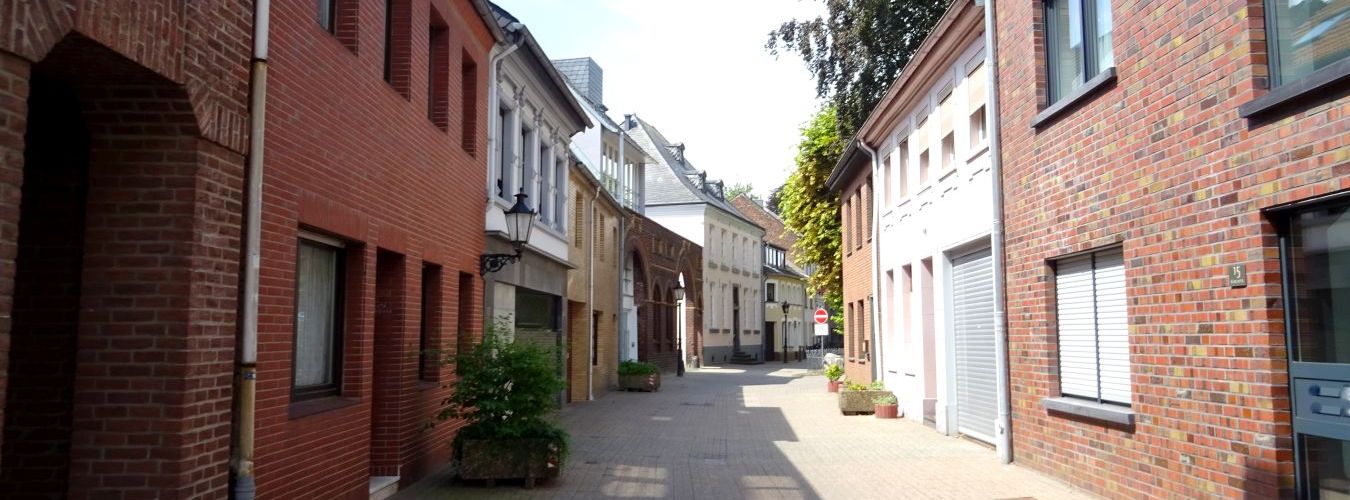 Straße in Tönisvorst - St. Tönis