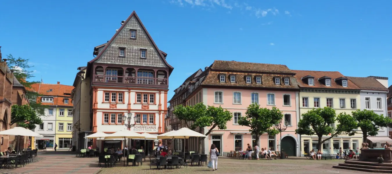 Blick auf den Marktplatz von Neustadt an der Weinstraße