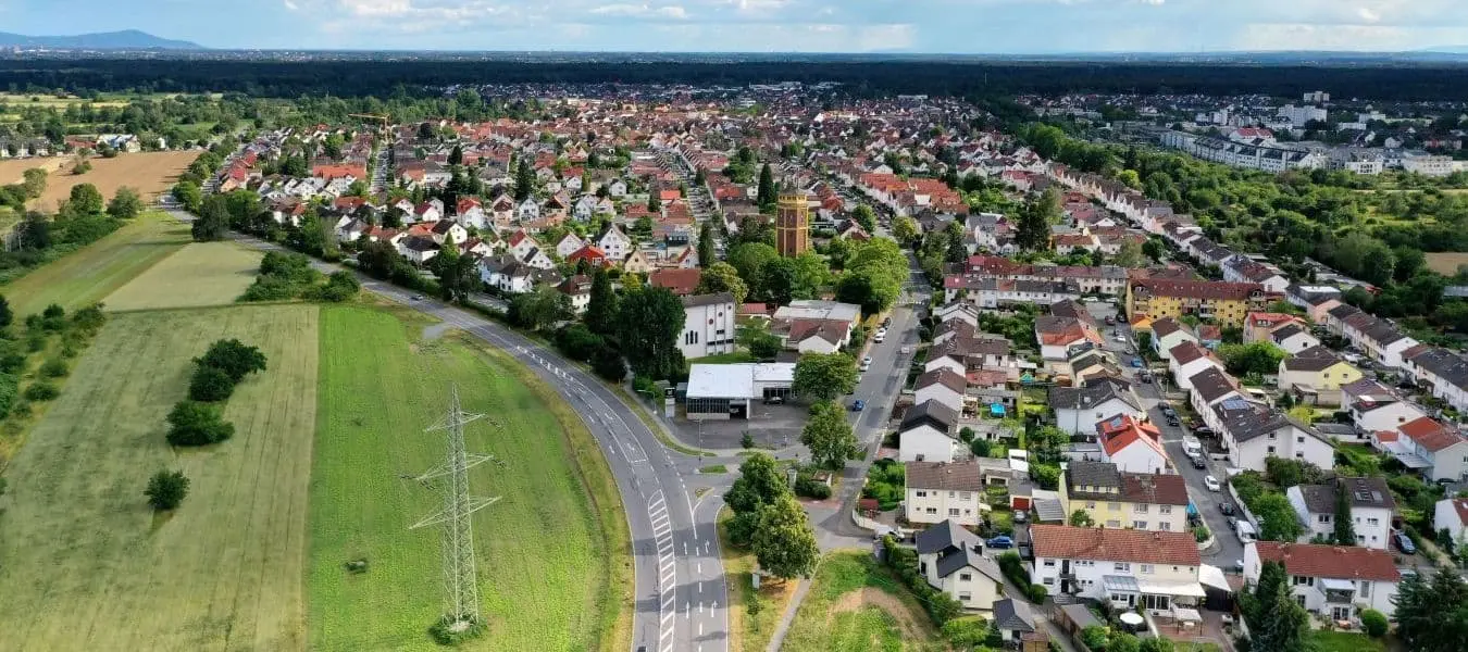 Luftbild-Panorama der Stadt Mörfelden 