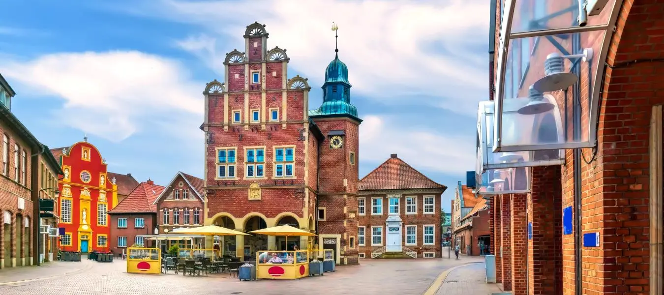 Blick auf das historische Rathaus Meppen