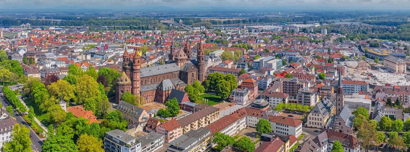 Luftaufnahme der Stadt Worms