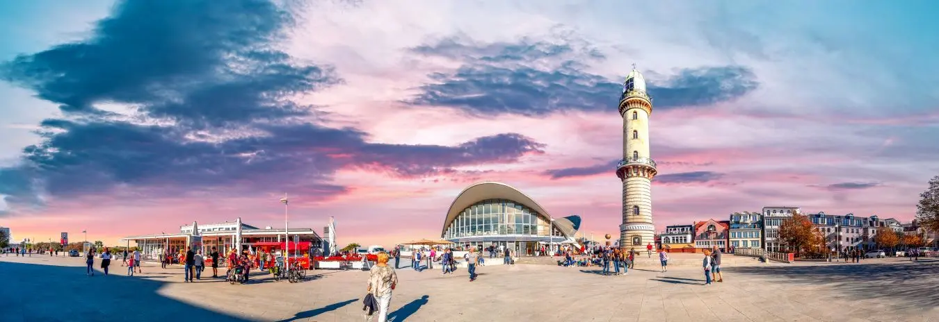 Panorama, Warnemünde am Leuchtturm, Rostock, Ostsee, Deutschland