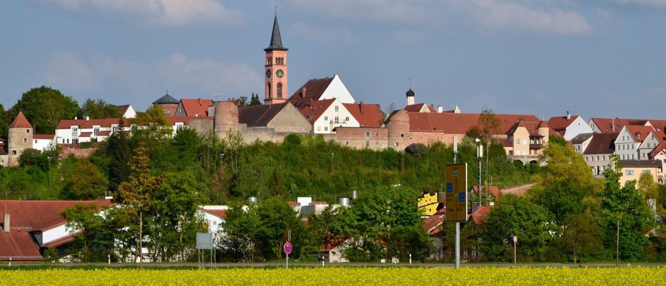 Stadtpanorama von Friedberg in Bayern