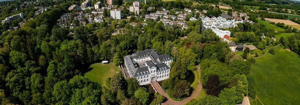 Luftbild Panorama Laurensberg Aachen Schloss Rahe Schlosspark
