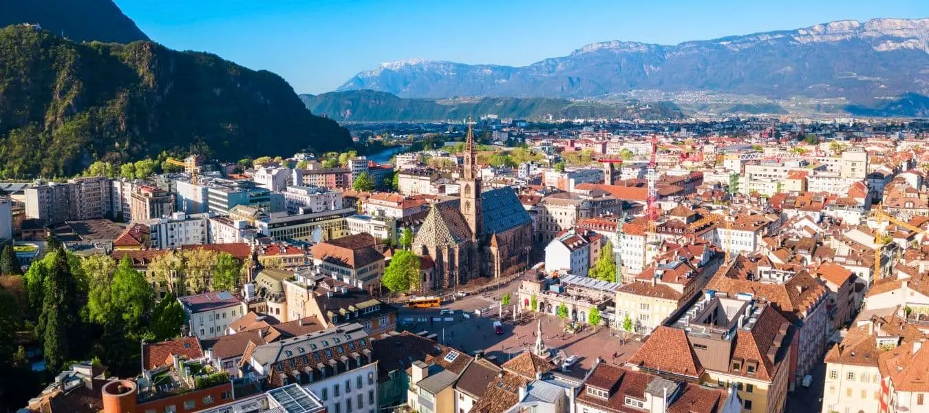 Luftaufnahme von Bozen, Italien