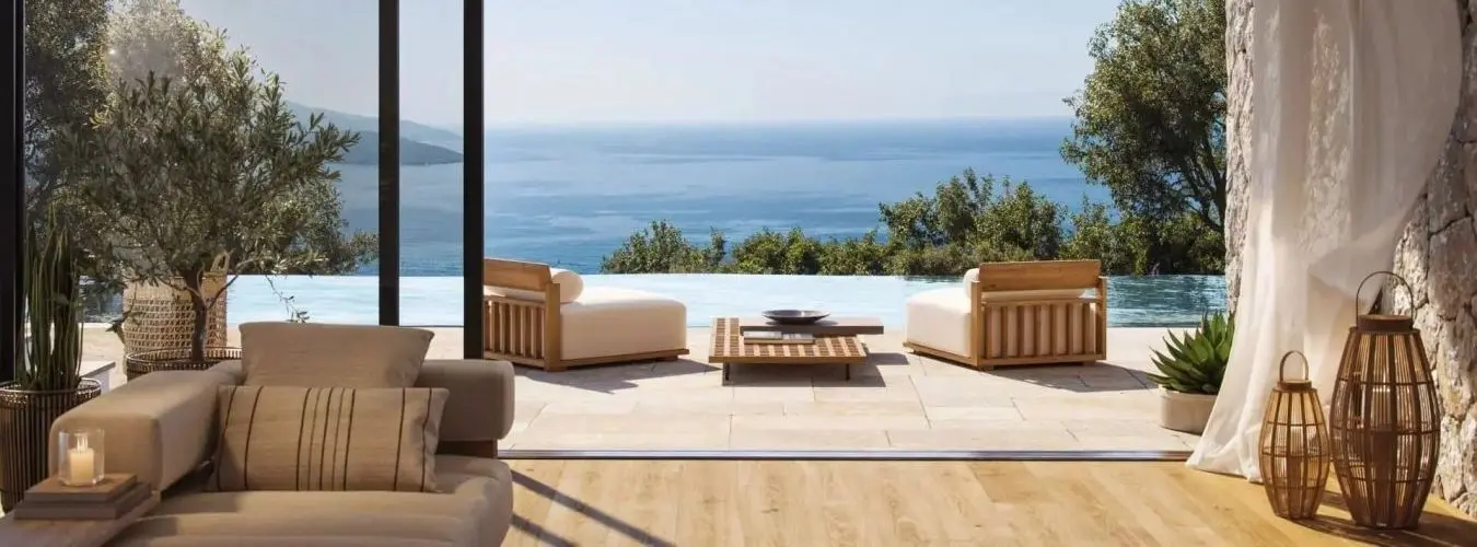 Luxusvilla mit Infinity-Pool und Meerblick mit exklusiver Immobilie in begehrter Küstenlage