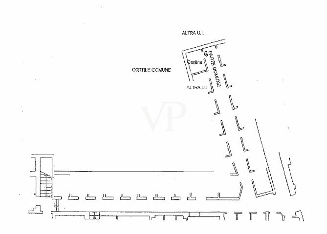 Drei-Zimmer-Wohnung plus Dienstleistungen, renovierter Keller und Parkplatz