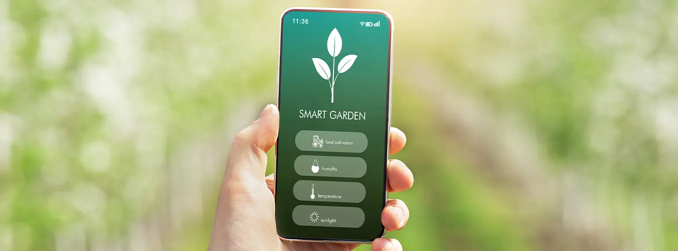 VON POLL IMMOBILIEN – Expertenblog Header Image – Smart Gardening